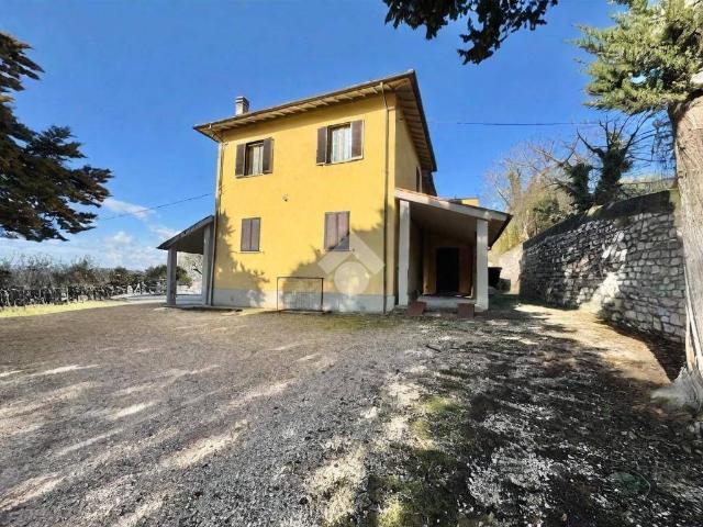 Villa Indipendente in vendita a Assisi, Umbria