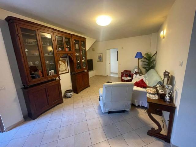 Villa Indipendente in vendita a Assisi, Umbria