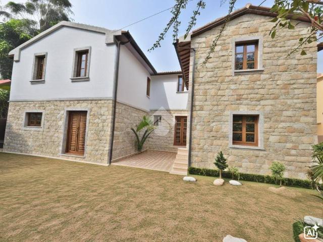 Villa Indipendente in vendita a Assisi, Umbria