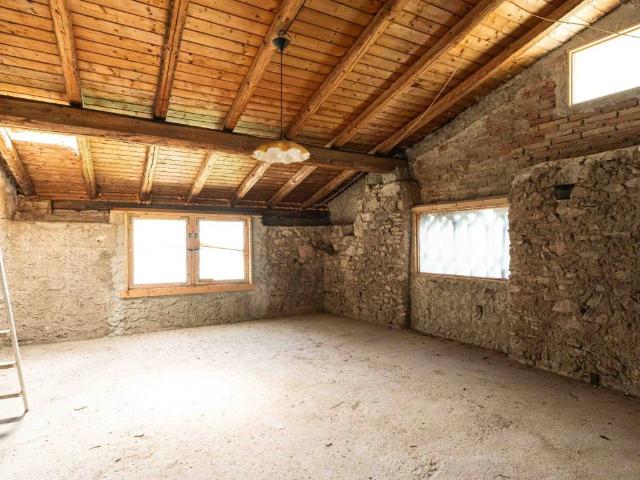 Villa Indipendente in vendita a Pagnano, Asso