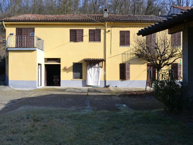 Villa Indipendente in vendita a Piemonte, Asti