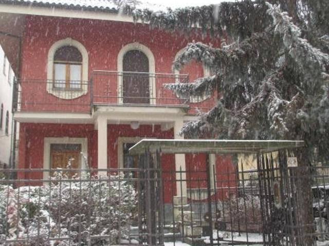 Villa Indipendente in vendita a Borgo Don Bosco, Piemonte