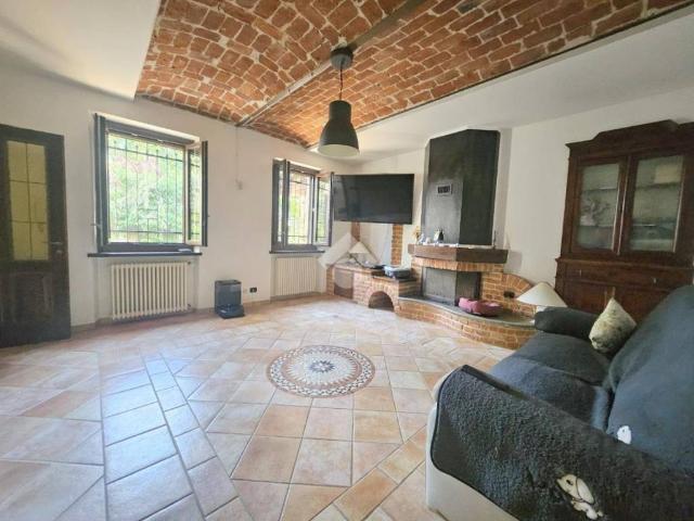 Villa Indipendente in vendita a Piemonte, Asti