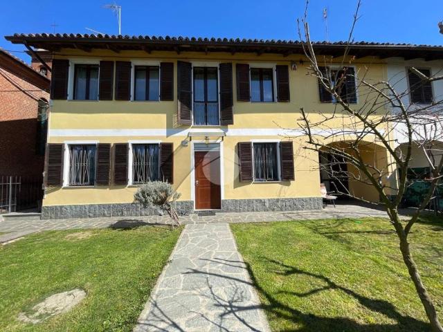 Villa Indipendente in vendita a Piemonte, Asti