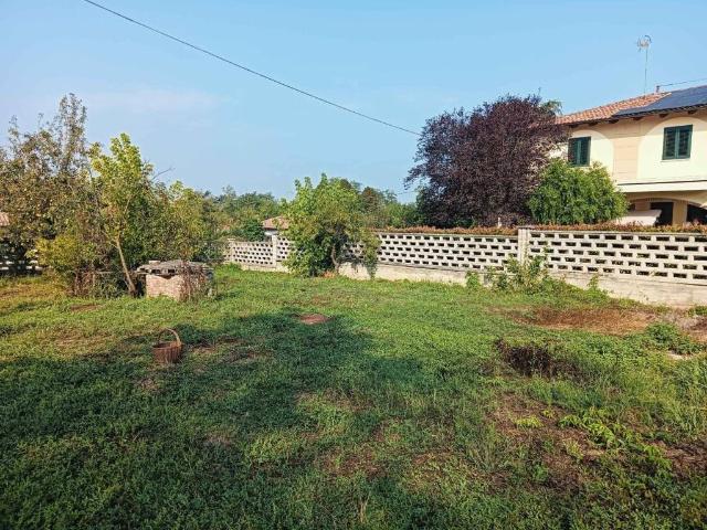 Villa Indipendente in vendita a Cascina Fanfarina, Asti