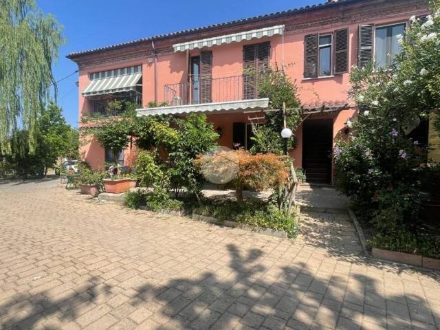 Villa Indipendente in vendita a Piemonte, Asti