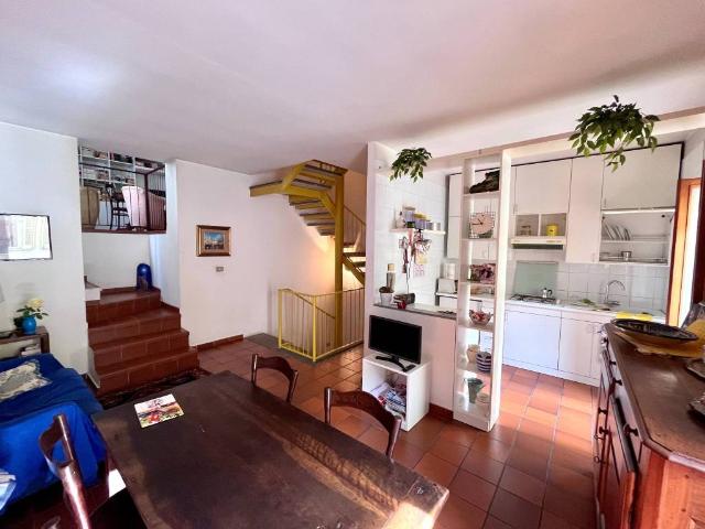 Villa Indipendente in vendita a Rione San Secondo, Piemonte
