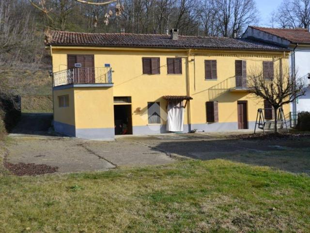 Villa Indipendente in vendita a Piemonte, Asti