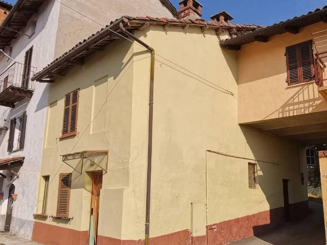 Villa Indipendente in vendita a Piemonte, Asti
