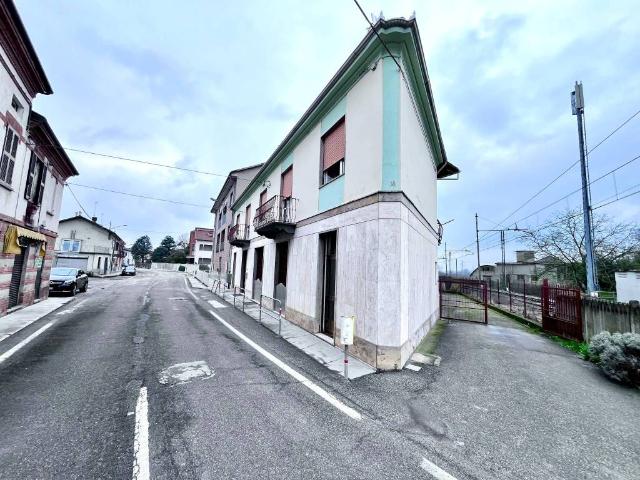 Villa Indipendente in vendita a Torrazzo, Piemonte