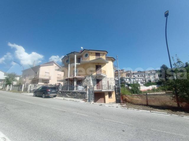Villa Indipendente in vendita a Ateleta, Abruzzo