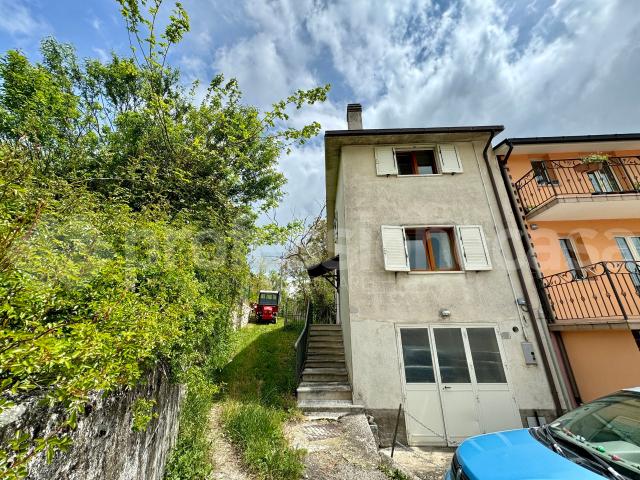 Villa Indipendente in vendita a Ateleta, Abruzzo