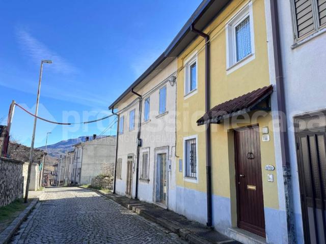 Villa Indipendente in vendita a Trampaino, Ateleta