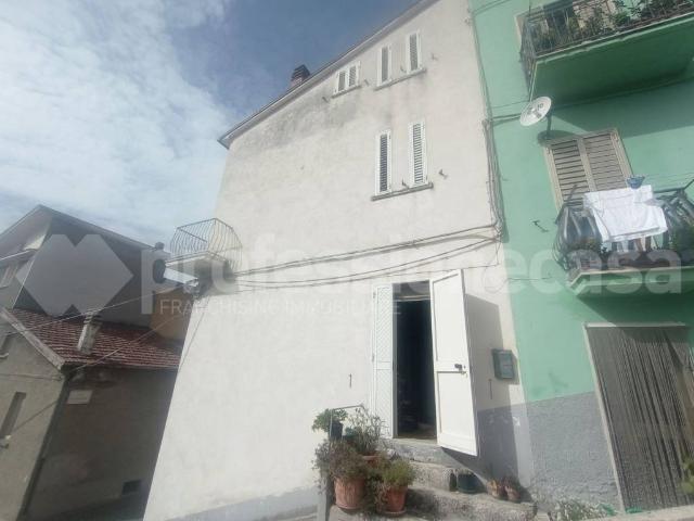 Villa Indipendente in vendita a Trampaino, Ateleta