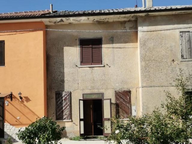 Villa Indipendente in vendita a Ateleta, Abruzzo