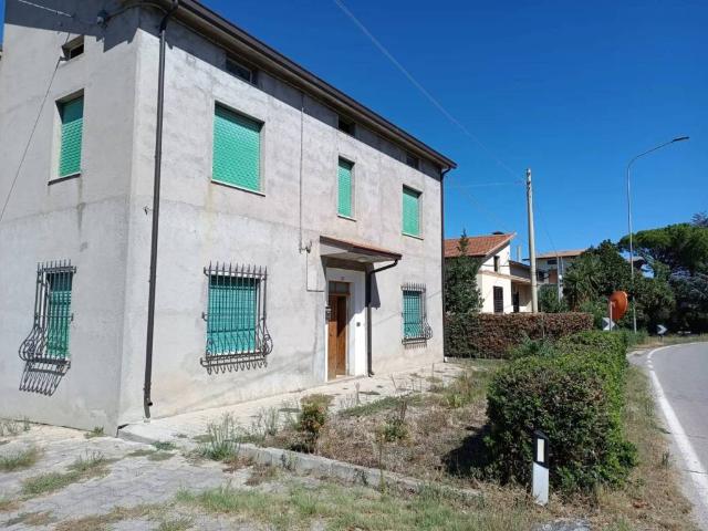 Villa Indipendente in vendita a Atessa, Abruzzo