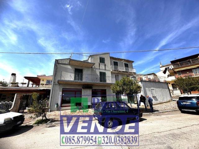 Villa Indipendente in vendita a Atri, Abruzzo