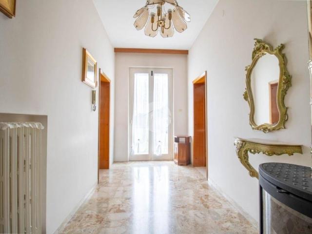 Villa Indipendente in vendita a Atri, Abruzzo