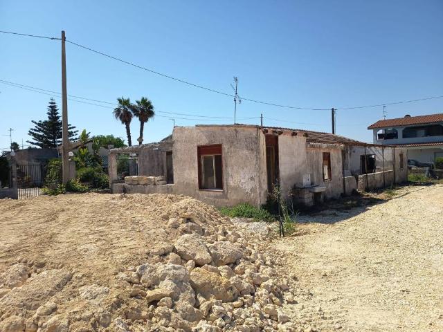 Villa Indipendente in vendita a Augusta, Sicilia