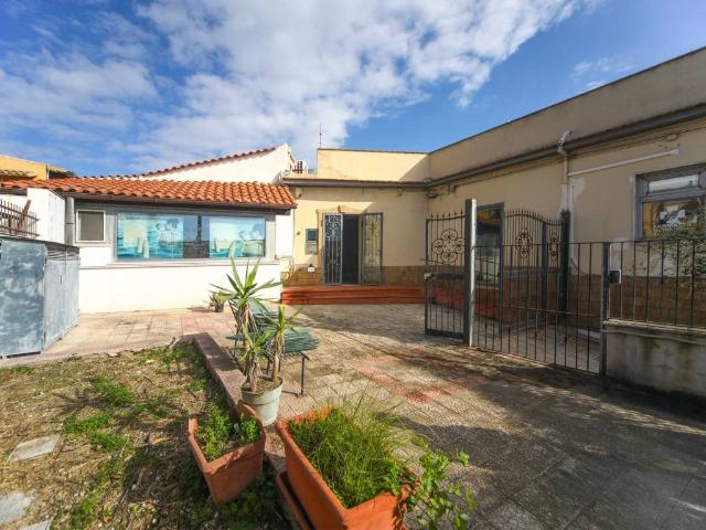 Villa Indipendente in vendita a Augusta, Sicilia