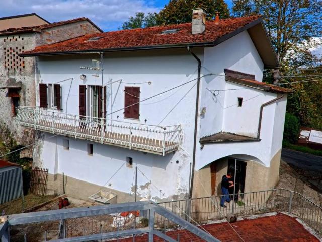 Villa Indipendente in vendita a Unione di comuni Montana Lunigiana, Aulla