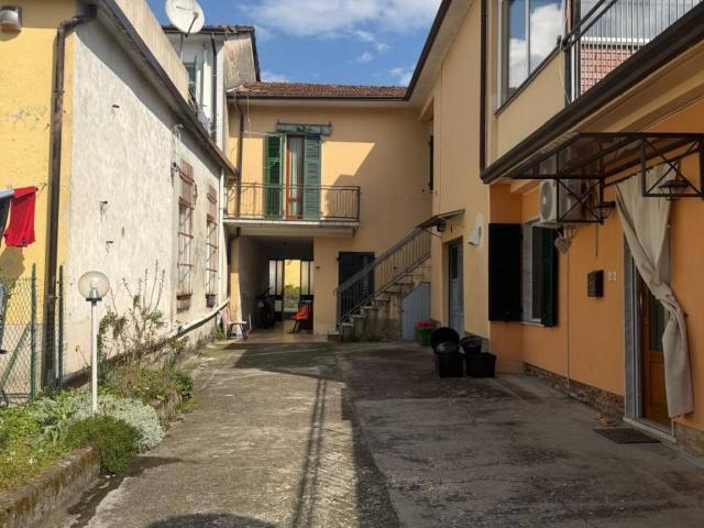 Villa Indipendente in vendita a Unione di comuni Montana Lunigiana, Aulla