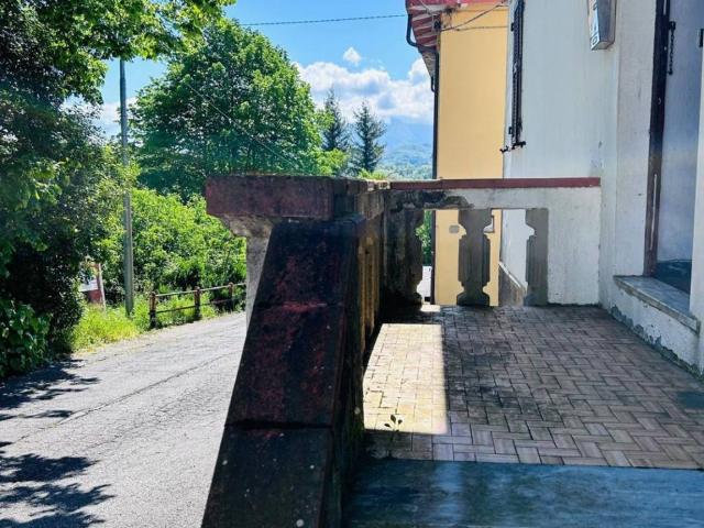 Villa Indipendente in vendita a Unione di comuni Montana Lunigiana, Aulla
