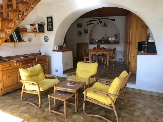 Villa Indipendente in vendita a Aurigo, Liguria