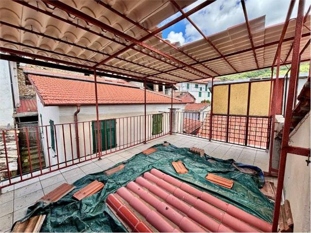Villa Indipendente in vendita a Aurigo, Liguria