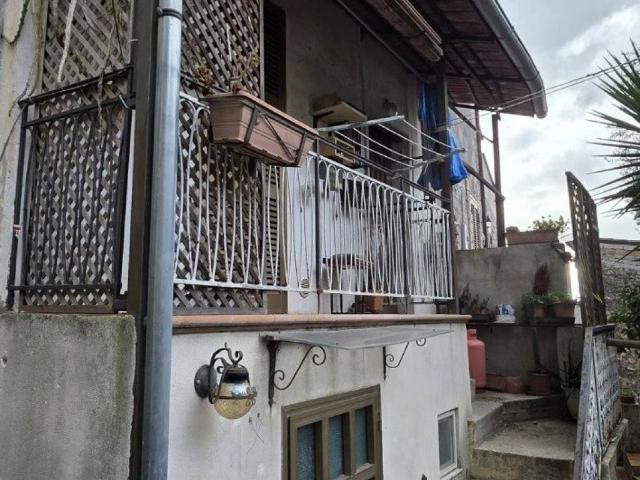 Villa Indipendente in vendita a Ausonia, Lazio