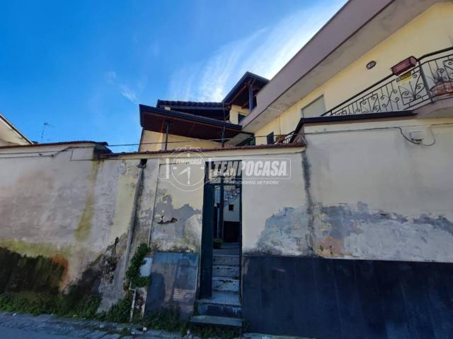 Villa Indipendente in vendita a Borgo San Lorenzo, Aversa