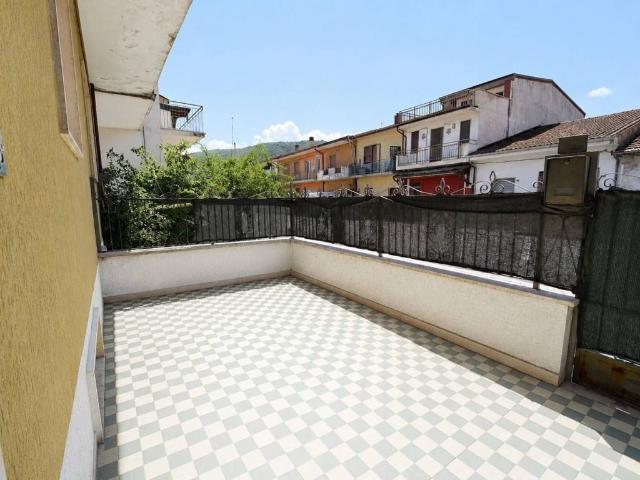 Villa Indipendente in vendita a Avezzano, Abruzzo