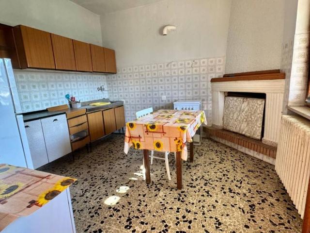 Villa Indipendente in vendita a Avezzano, Abruzzo