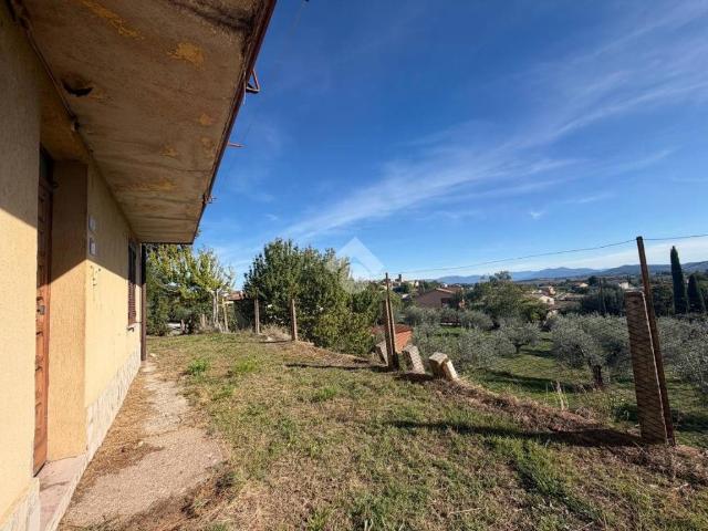 Villa Indipendente in vendita a Avigliano Umbro, Terni