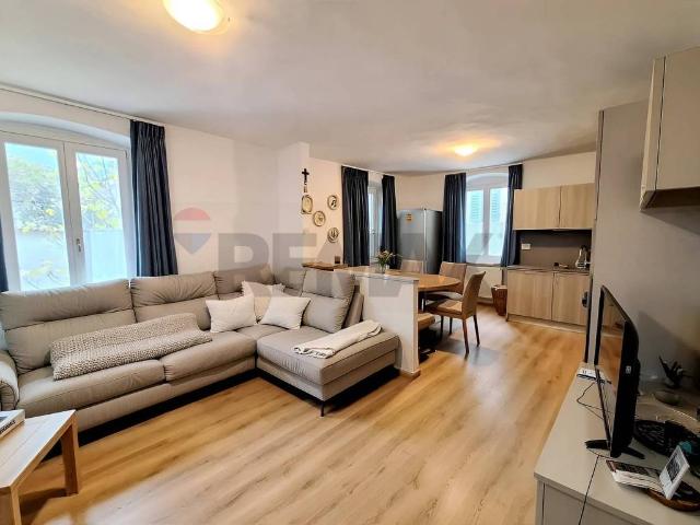 Villa Indipendente in vendita a Comunità della Vallagarina, Avio
