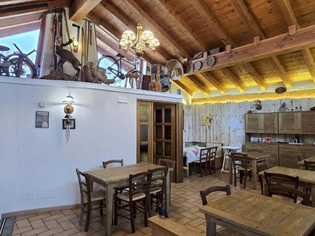 Villa Indipendente in vendita a Aymavilles, Aosta