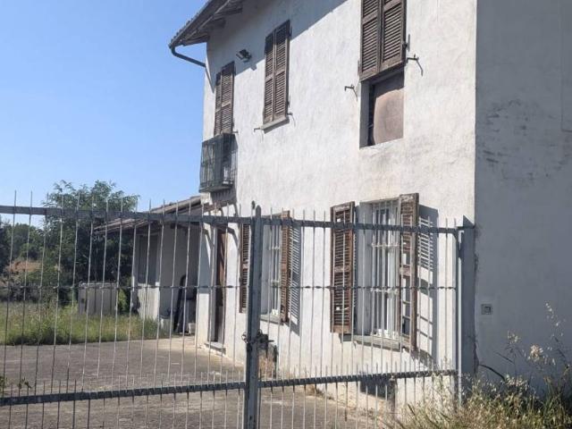 Villa Indipendente in vendita a Piemonte, Asti