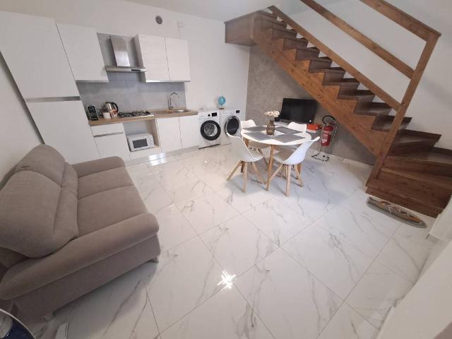Villa Indipendente in vendita a Azzano San Paolo, Lombardia