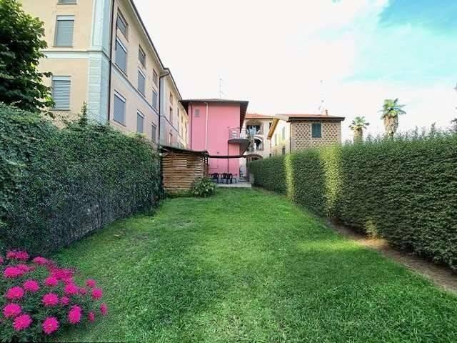 Villa Indipendente in vendita a Azzate, Varese