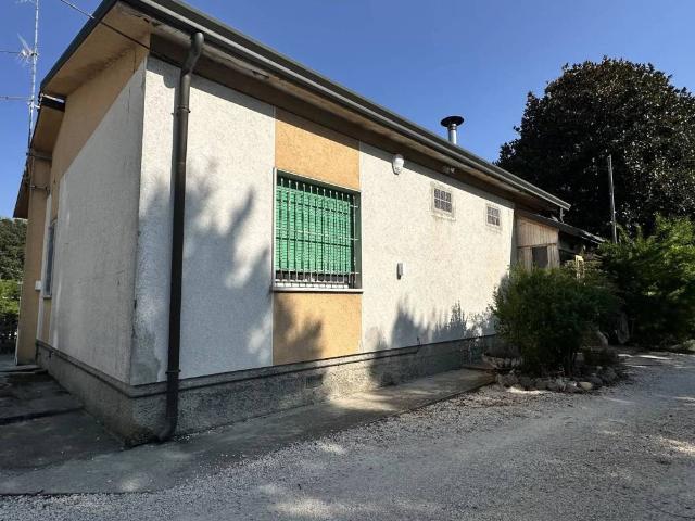 Villa Indipendente in vendita a Crocetta, Badia Polesine