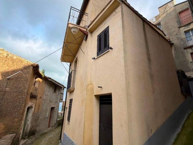 Villa Indipendente in vendita a Calabria, Catanzaro