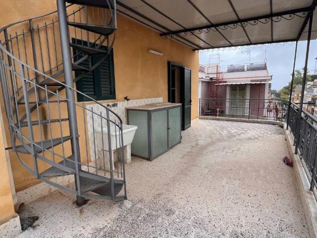 Villa Indipendente in vendita a Bagheria, Sicilia