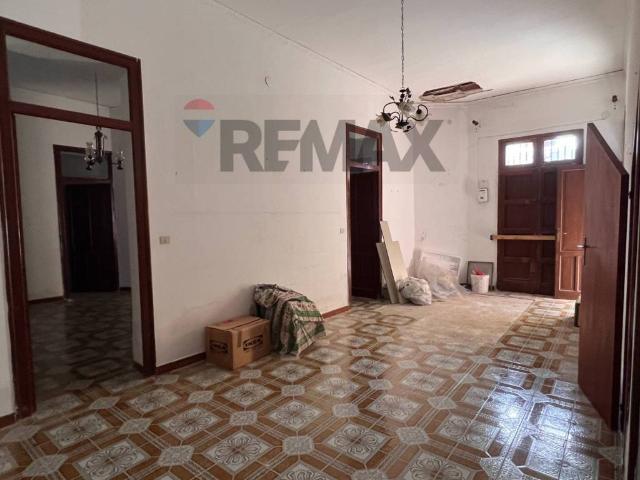 Villa Indipendente in vendita a Bagheria, Sicilia