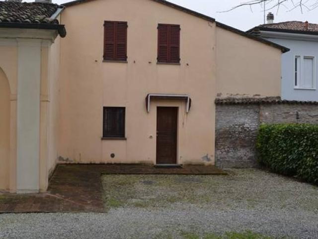 Villa Indipendente in vendita a Bagnacavallo, Ravenna