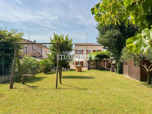 Villa Indipendente in vendita a Unione dei comuni della Bassa Romagna, Bagnacavallo