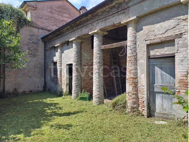 Villa Indipendente in vendita a Unione dei comuni della Bassa Romagna, Bagnacavallo