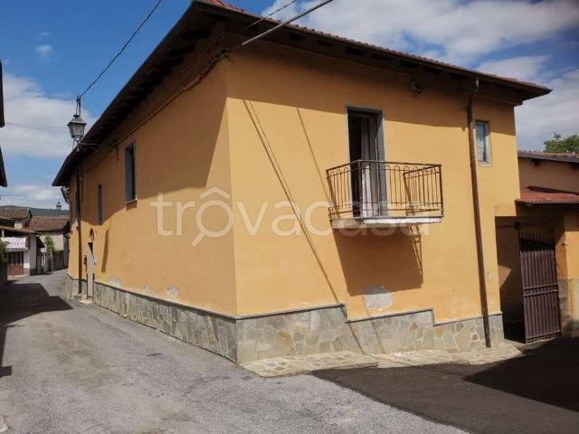 Villa Indipendente in vendita a Bagnasco, Cuneo
