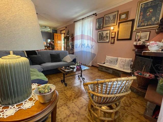 Villa Indipendente in vendita a Unione dei comuni Media Valle del Serchio, Fornoli