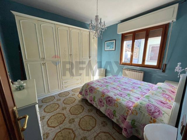 Villa Indipendente in vendita a Unione dei comuni Media Valle del Serchio, Fornoli