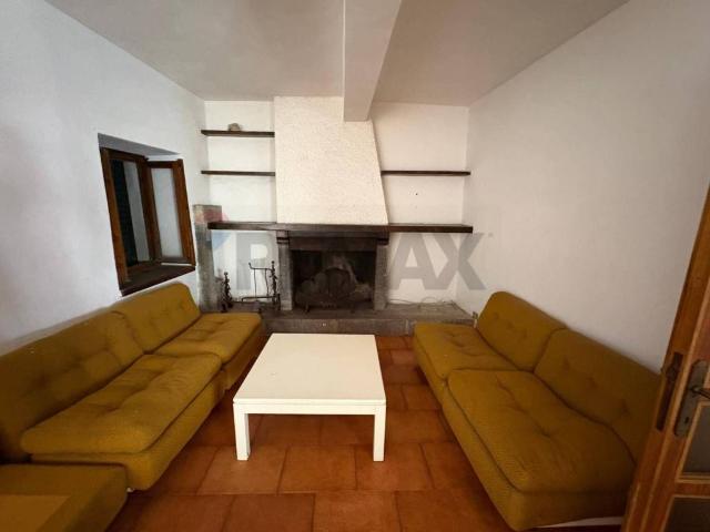 Villa Indipendente in vendita a Ponte a Serraglio, Bagni di Lucca